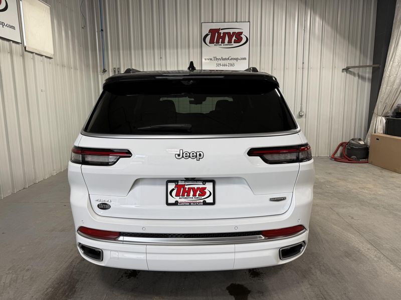 Used 2025 Jeep Grand Cherokee L Summit ReserveImage 4