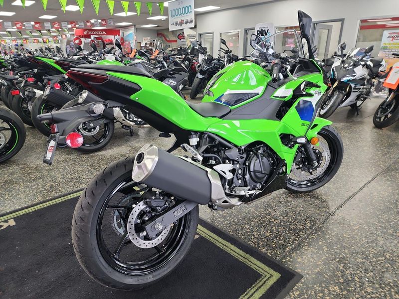 New 2026 Kawasaki NINJA 500 SE ABS Image 12