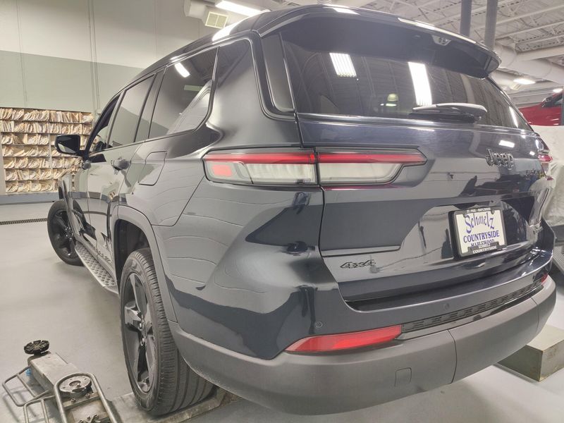 2024 Jeep Grand Cherokee L Limited Black 4x4 w/Suroof/Lux Tech IIImage 16