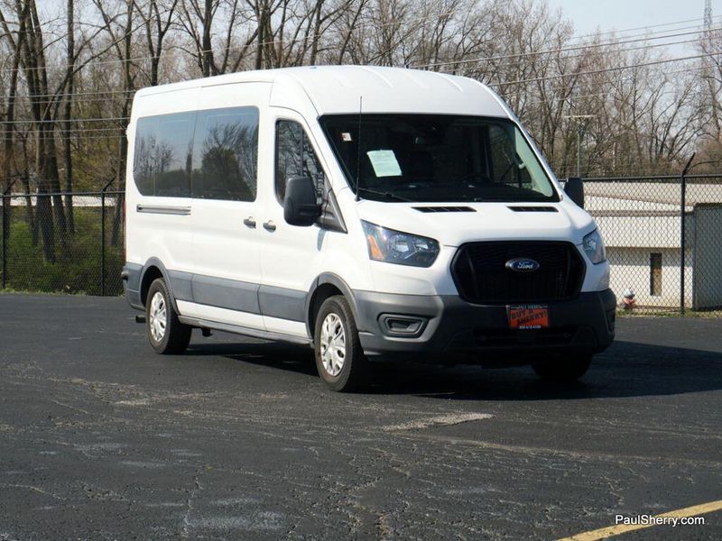 2022 Ford Transit Wagon XLImage 32