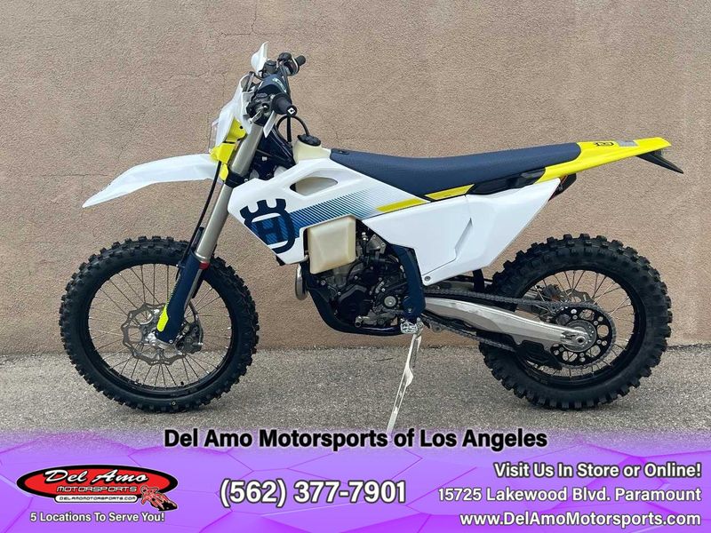 2024 HUSQVARNA FE 350W  in a WHITE exterior color. Del Amo Motorsports of Los Angeles (562) 262-9181 delamomotorsports.com 