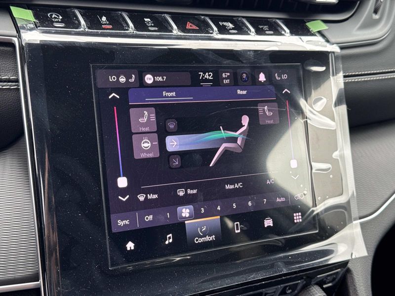 New 2026 Jeep Grand Cherokee L Laredo X 4x2