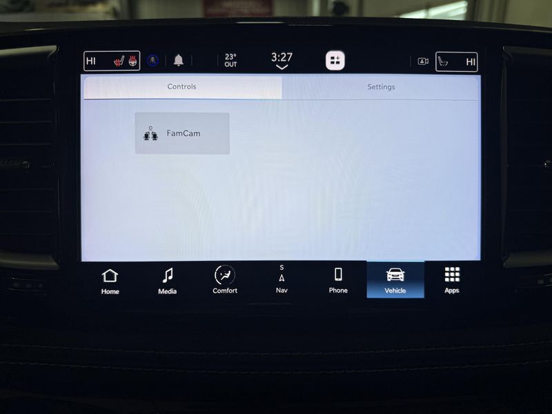 Used 2023 Chrysler Pacifica Touring LImage 36