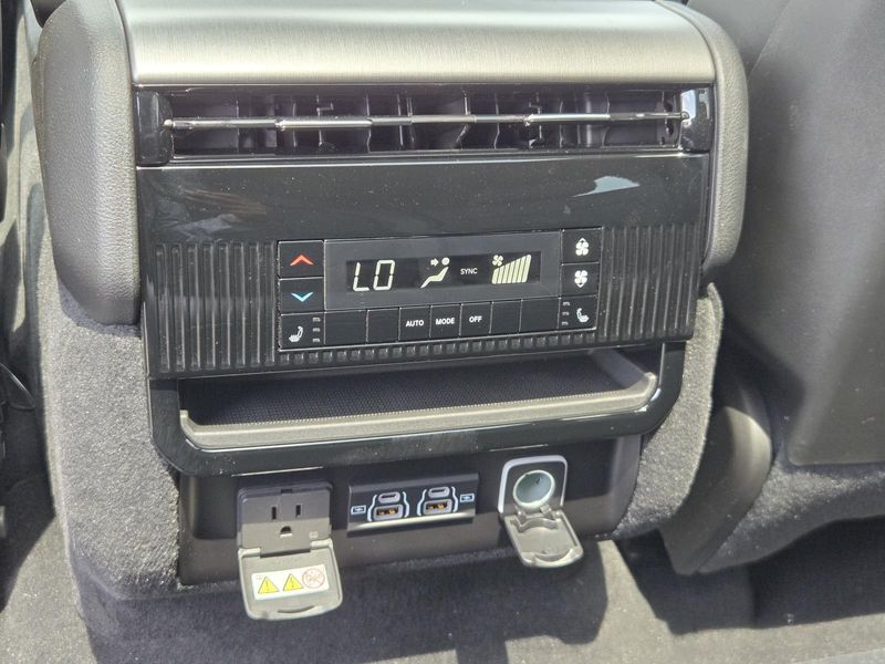 2026 Jeep Grand Wagoneer L Grand Wagoneer L Limited Altitude 4x4