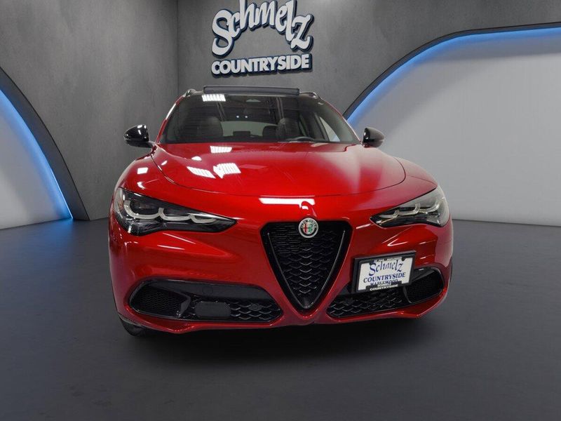 Used 2025 Alfa Romeo Stelvio Intensa AWD w/Sunroof/NavImage 3