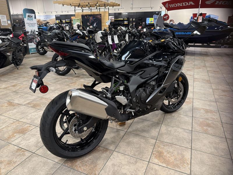 New 2026 Kawasaki NINJA ZX-4RR ABS Image 17