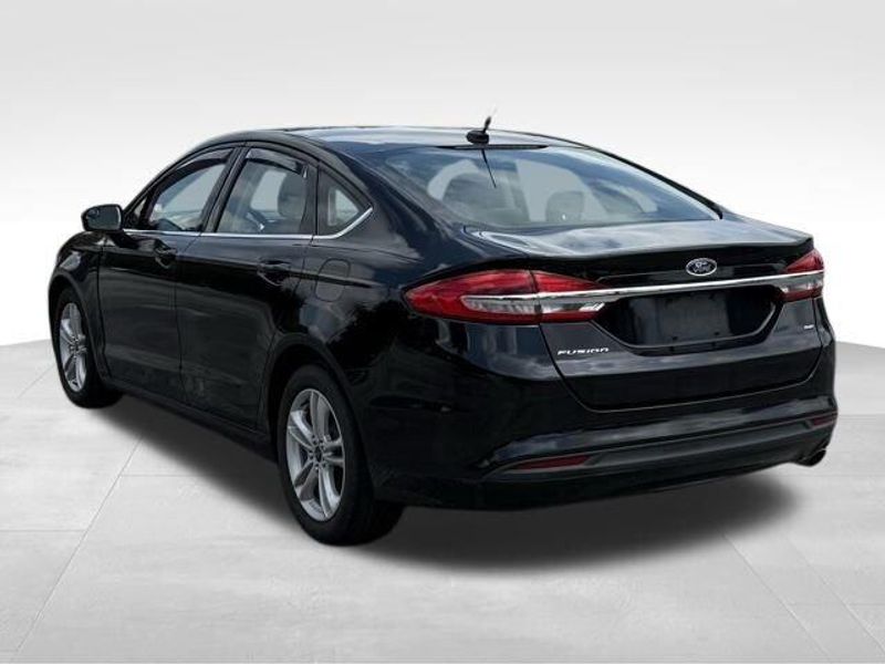 Used 2018 Ford Fusion SE