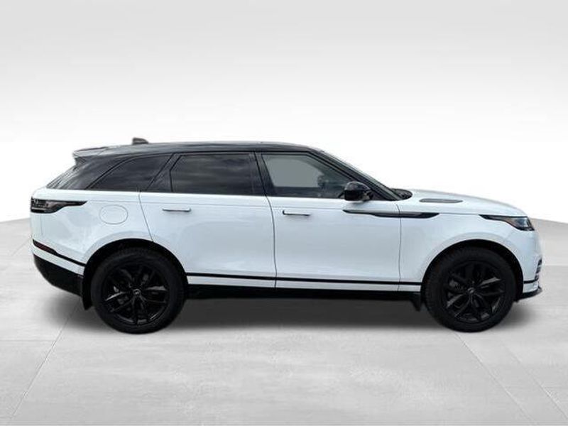 Used 2025 Land Rover Range Rover Velar Dynamic SE