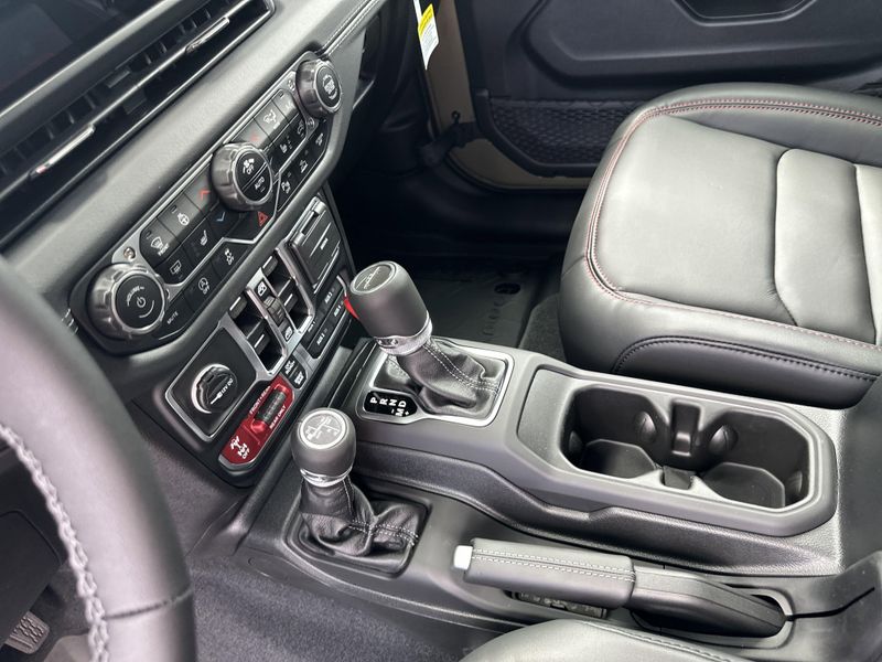 New 2025 Jeep Gladiator Rubicon X 4x4Image 26