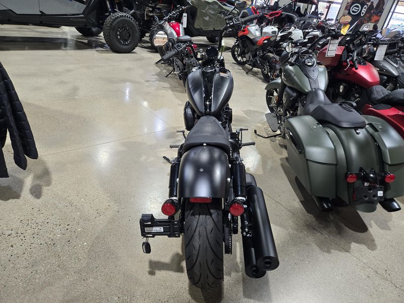 New 2025 Indian Motorcycle CHIEF BOBBER DARK HORSE BLACK SMOKE Image 10