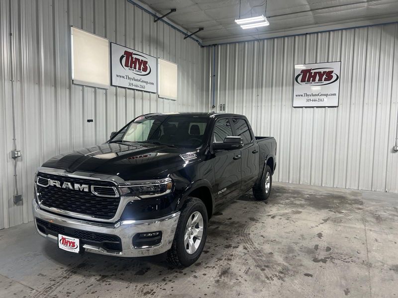 2025 RAM 1500 Big Horn Crew Cab 4x4 5