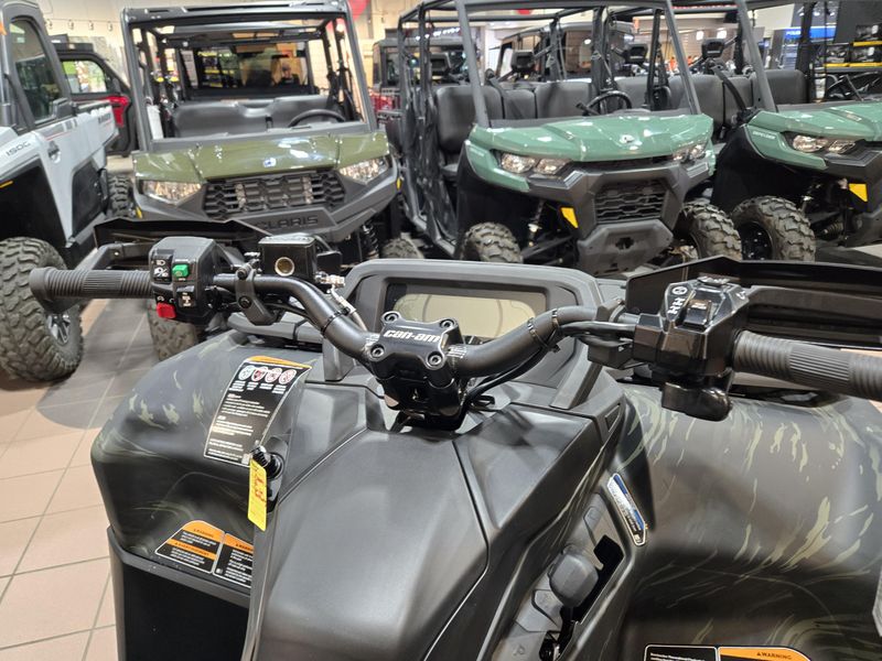 NEW 2026 CAN-AM OUTLANDER BACKCOUNTRY 1000R Image 14