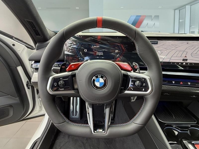 2025 BMW M5 BaseImage 21