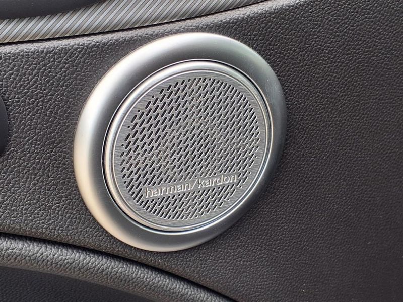 New 2025 Alfa Romeo Stelvio Image 19
