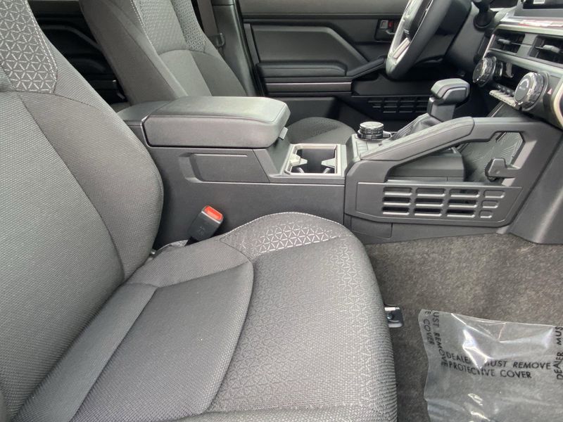 2025 Toyota 4Runner SR5Image 10