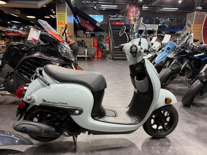 Used 2022 Honda Metropolitan Image 21
