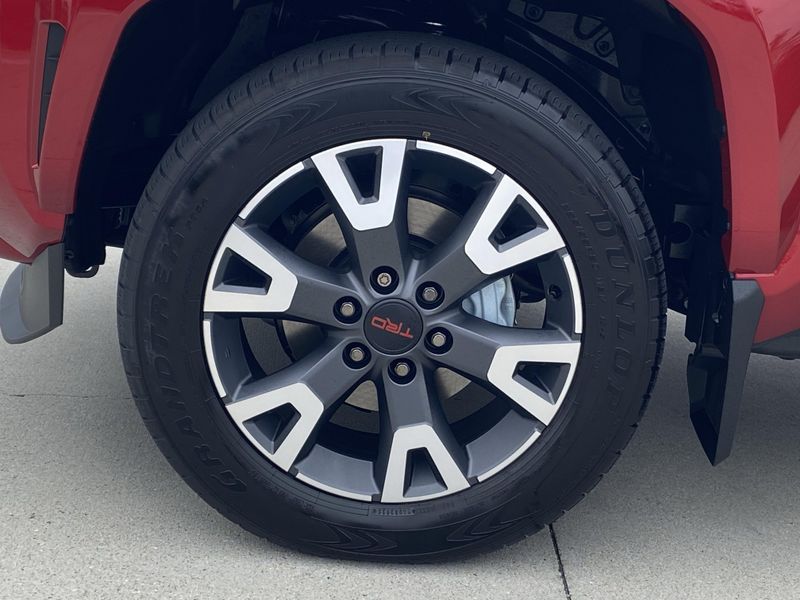 New 2025 Toyota 4Runner TRD Sport PremiumImage 8