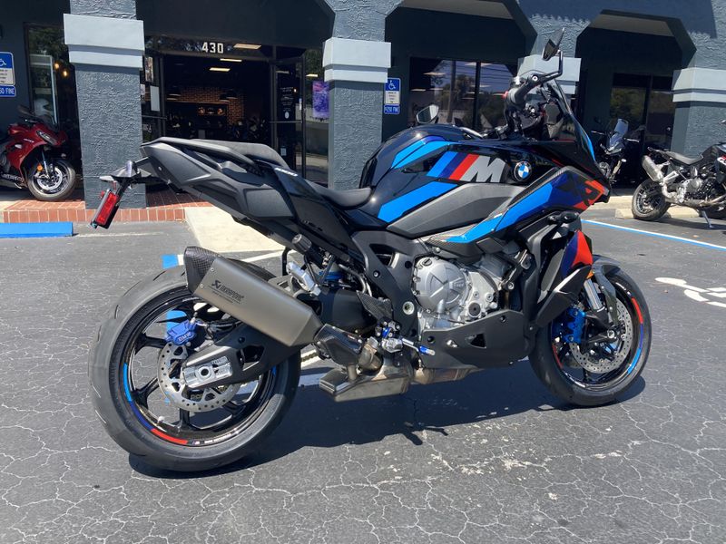 2025 BMW M 1000 XR