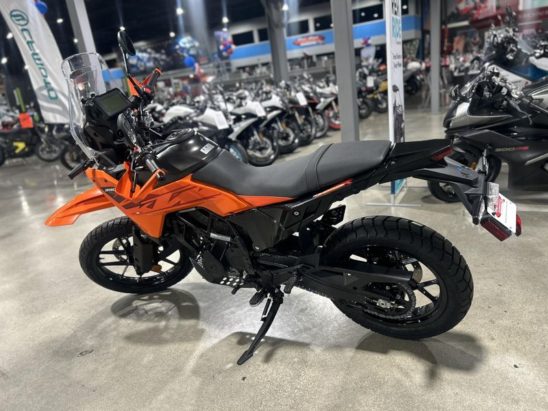 New 2025 KTM 390 ADVENTURE X Image 11