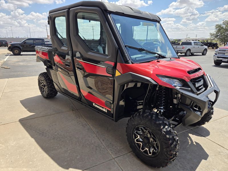 2025 Kawasaki RIDGE CREW HAVAC CANDY PERSIMMON RED Image 3