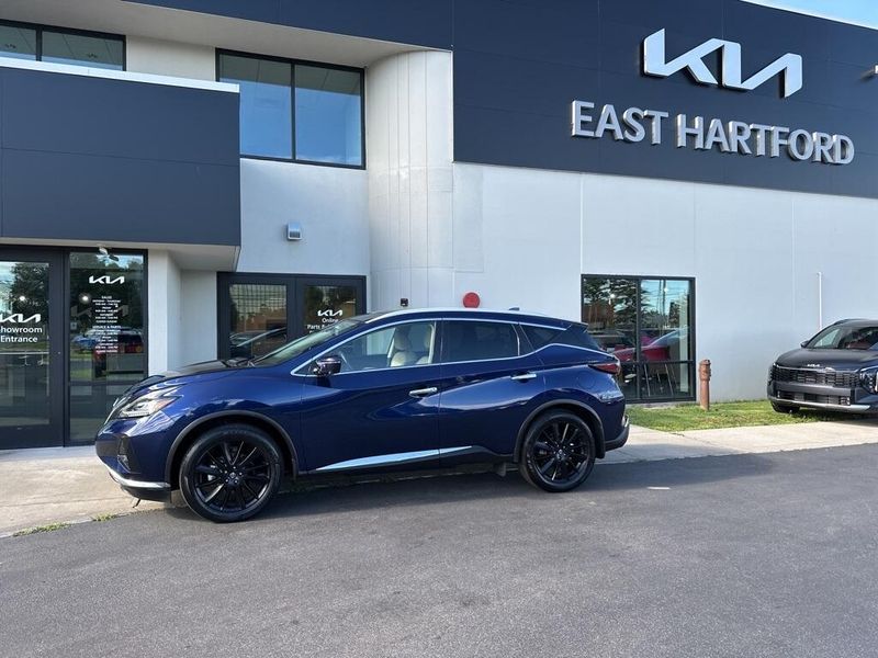 Used 2023 Nissan Murano PlatinumImage 1