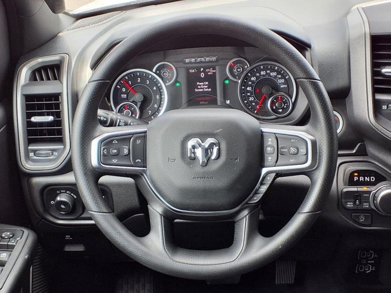 2025 Ram 1500 Tradesman photo 14