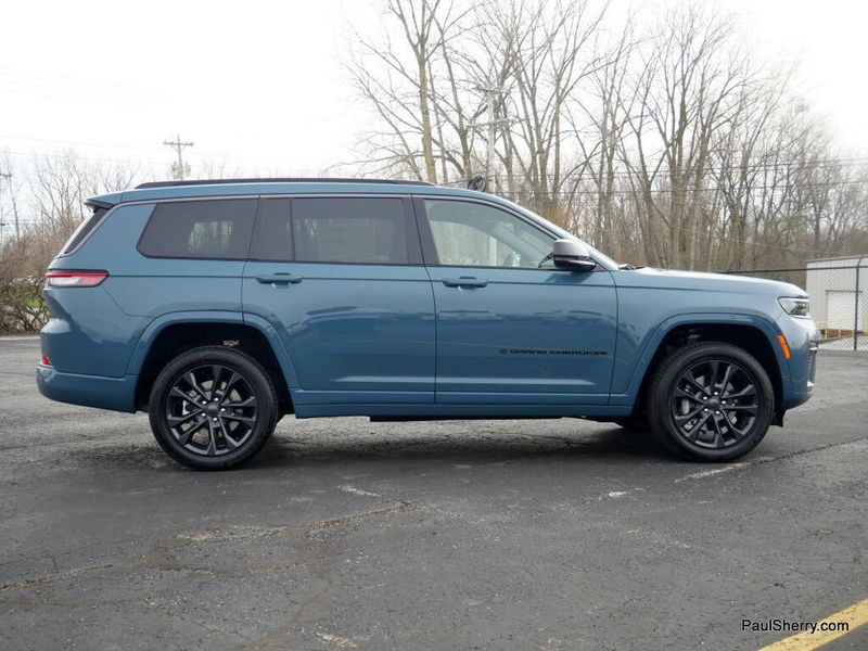 New 2026 Jeep Grand Cherokee L Limited Reserve 4x4