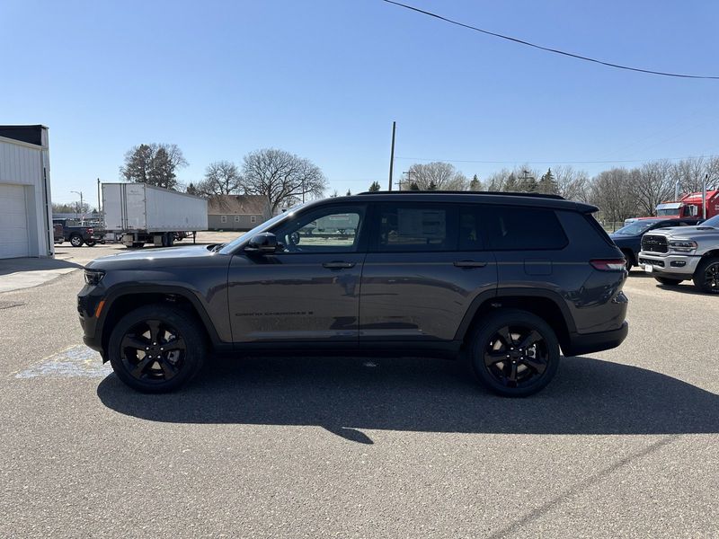 2024 Jeep Grand Cherokee L LimitedImage 5