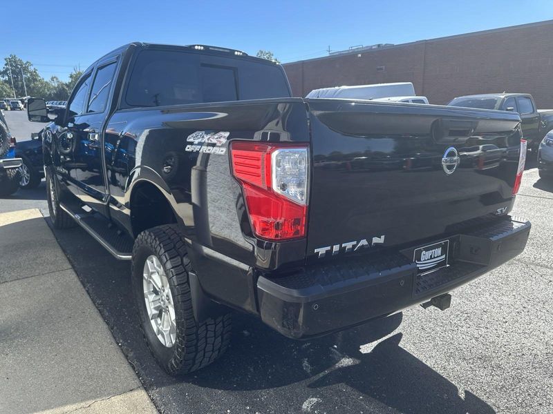 2017 Nissan TITAN XD SVImage 7