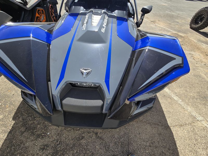 2021 Polaris SLINGSHOT R AUTODRIVE 49ST STEALTH BLUEImage 5