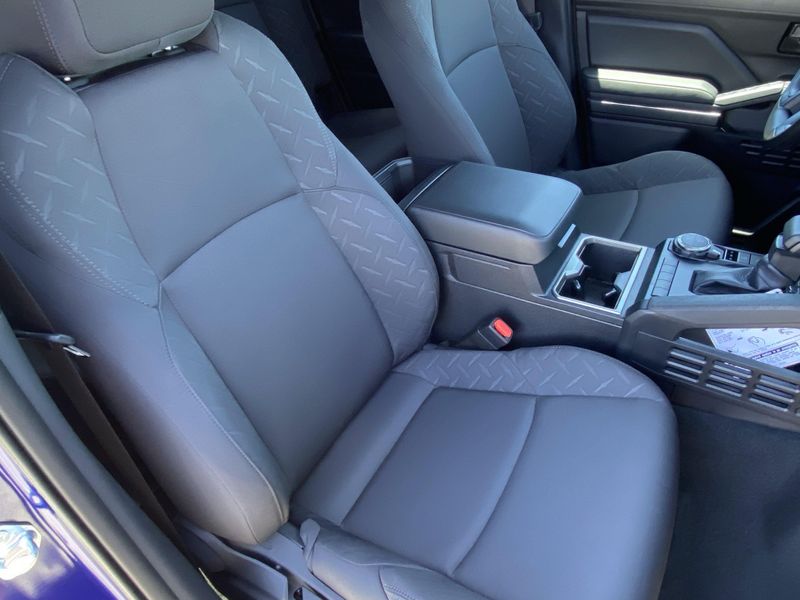New 2025 Toyota Tacoma SR5Image 11