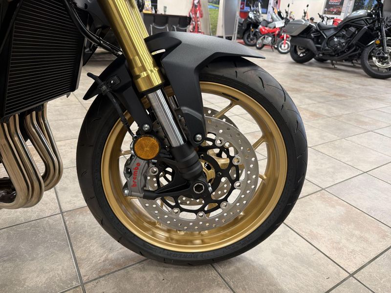 New 2026 Honda CB1000 HORNET SP Image 19