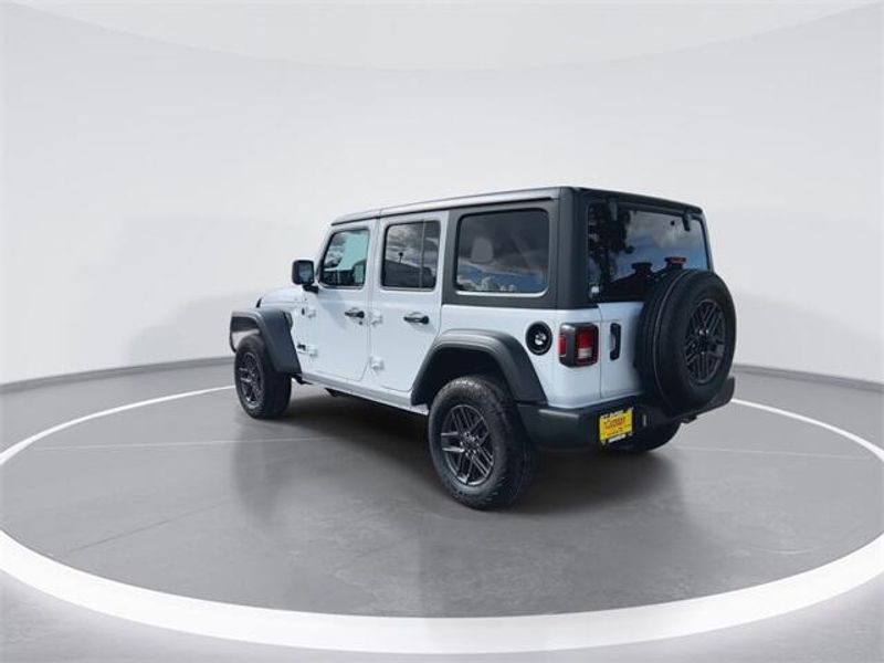 New 2026 Jeep Wrangler 4-door Sport SImage 6