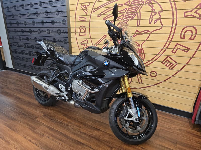 New 2019 BMW S 1000 XR Image 2