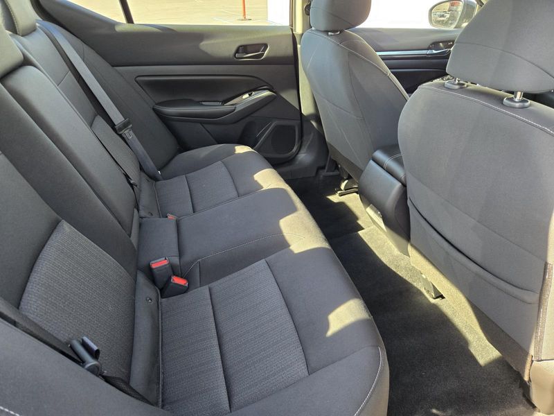 Used 2023 Nissan Altima 2.5 SV AWD Sedan