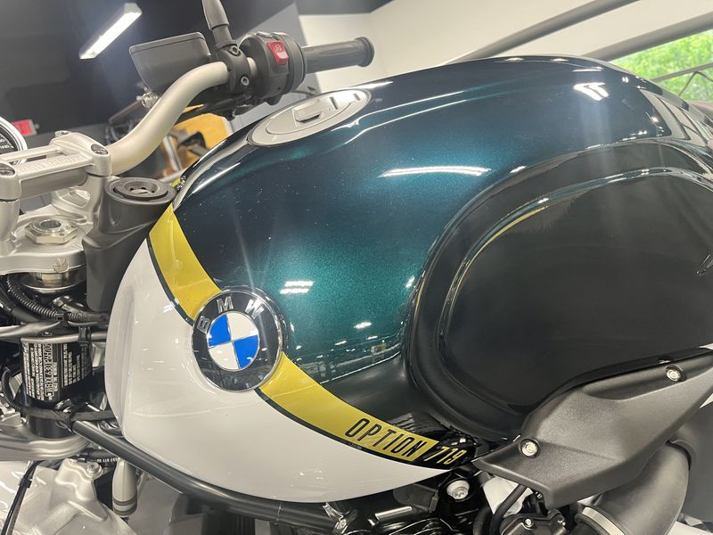 2023 BMW R nineT Pure in a OPTION 719 POLLUX METALLIC exterior color. Cross Country Cycle 201-288-0900 crosscountrycycle.net 