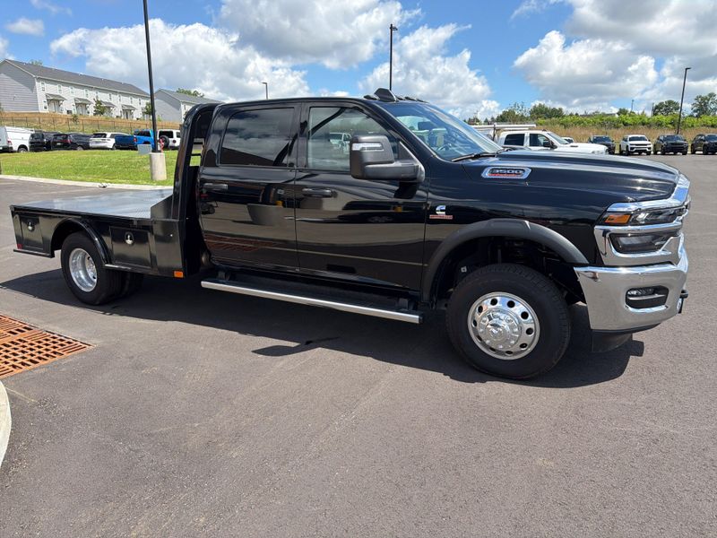 New 2026 RAM 3500 Tradesman Crew Cab Chassis 4x4 60
