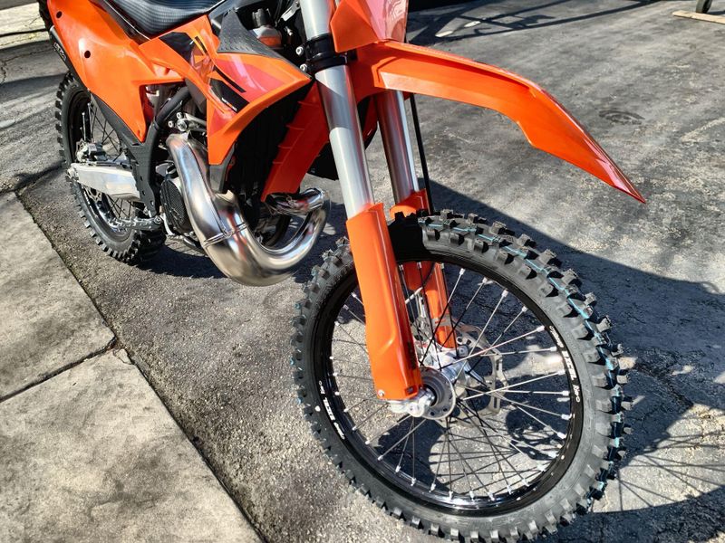 New 2025 KTM 300 SX Image 15