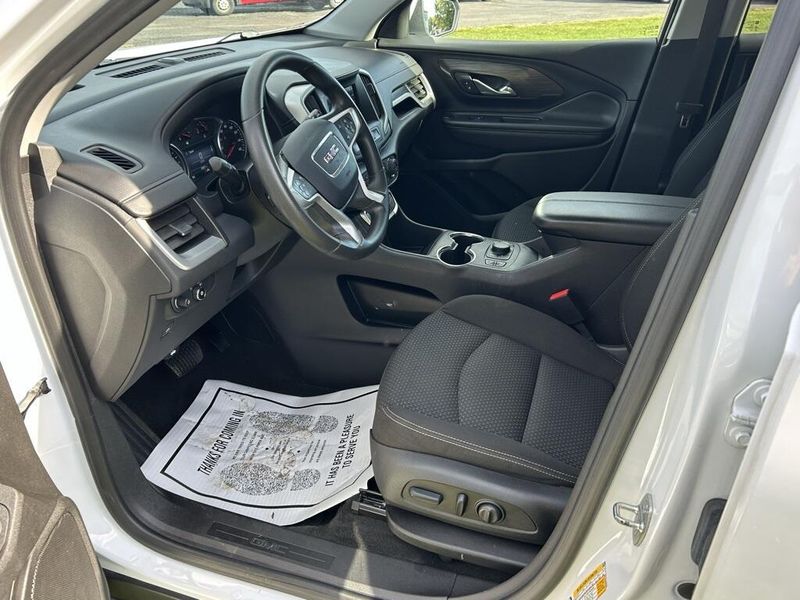 2023 Gmc Terrain SLE photo 10