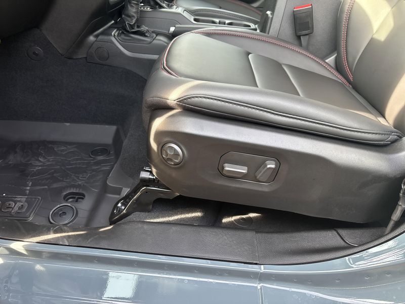 New 2026 Jeep Wrangler 4-door Rubicon XImage 13