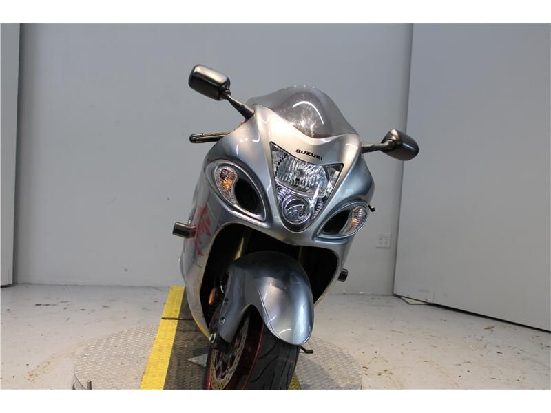 2019 Suzuki Hayabusa Image 3