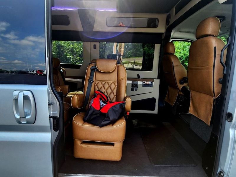 2024 RAM Promaster 2500 Slt+ Window Van High Roof 159