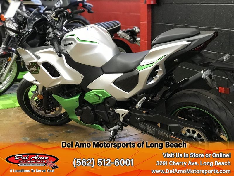2024 Kawasaki NINJA 7 HYBRID ABS Image 4