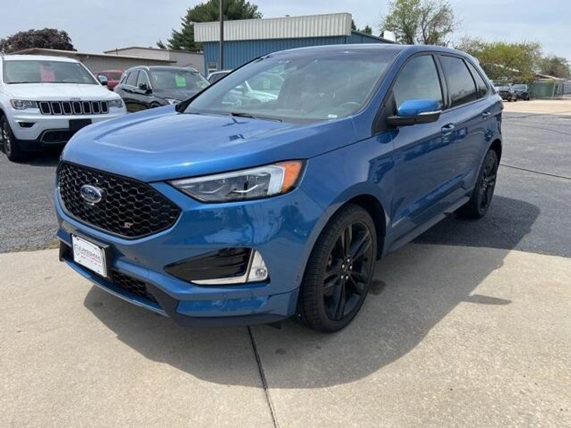 2020 Ford Edge STImage 3