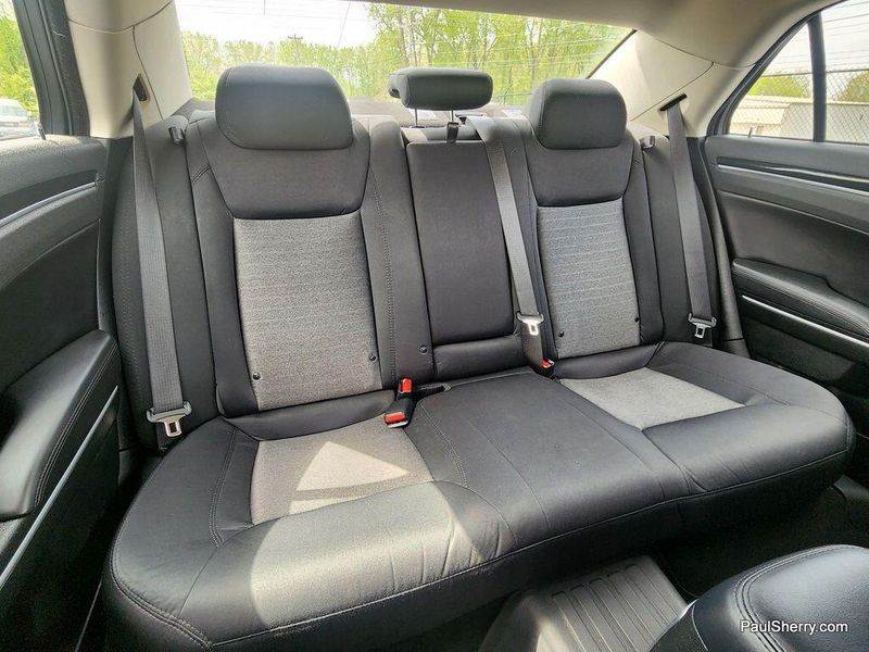 Used 2023 Chrysler 300 Touring SportImage 2