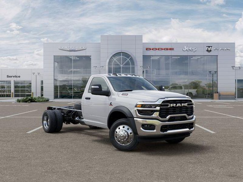 New 2026 RAM 5500 Tradesman Chassis Regular Cab 4x2 84