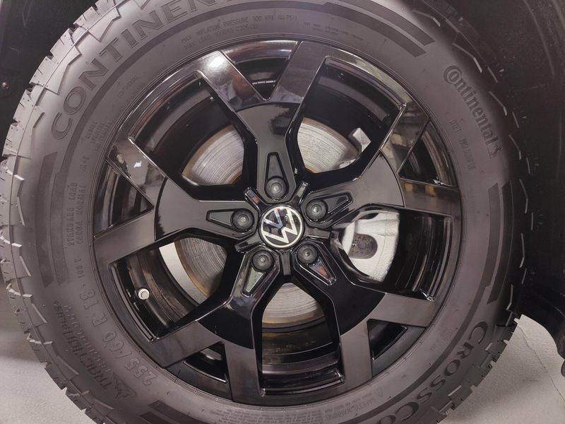 Used 2025 Volkswagen Atlas AWD Peak Edition w/SunroofImage 9