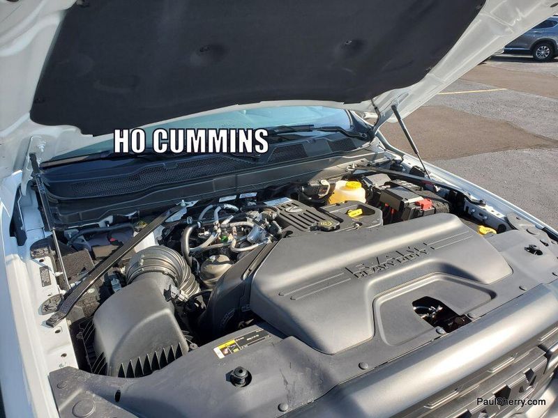 New 2025 RAM 3500 Tradesman Crew Cab 4x4 8