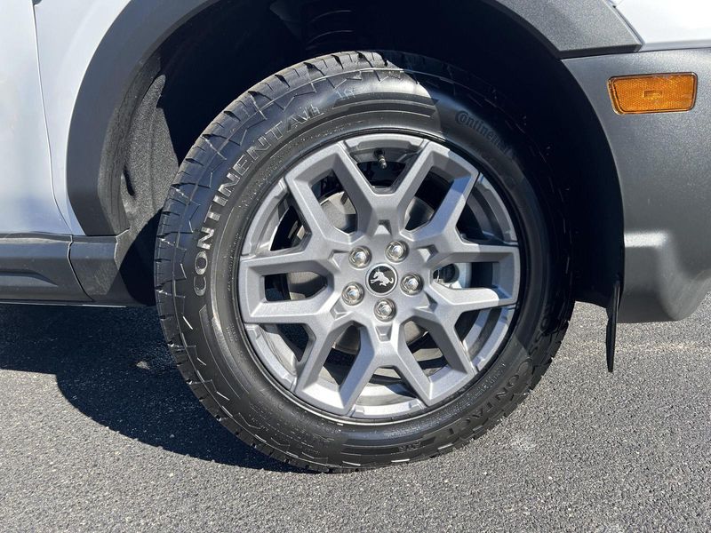 2025 Ford Bronco Sport Big Bend photo 2