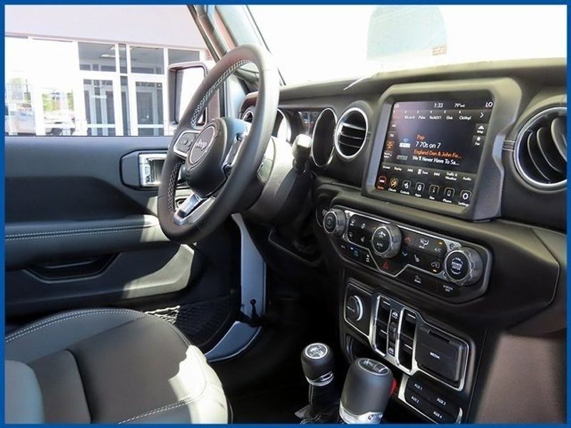 2023 Jeep Wrangler 4xE Sahara 4xeImage 8